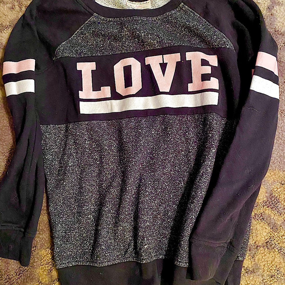 Bobbie Brooks top size medium